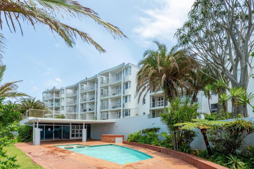 Ocean Pearl At Chakas Cove - Beachfront Apartment Ballito Exterior foto